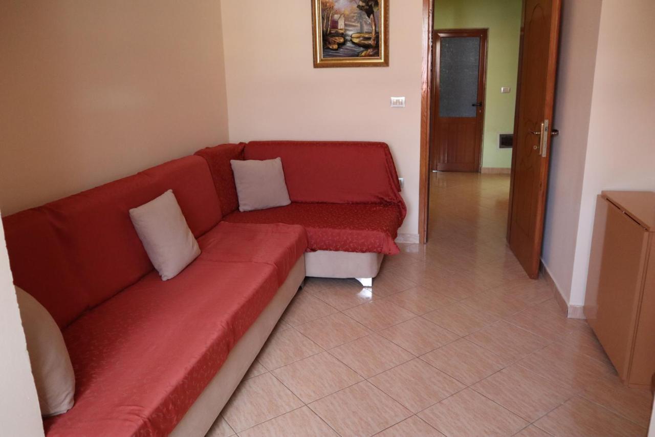 Rei'S Apartment Përmet מראה חיצוני תמונה